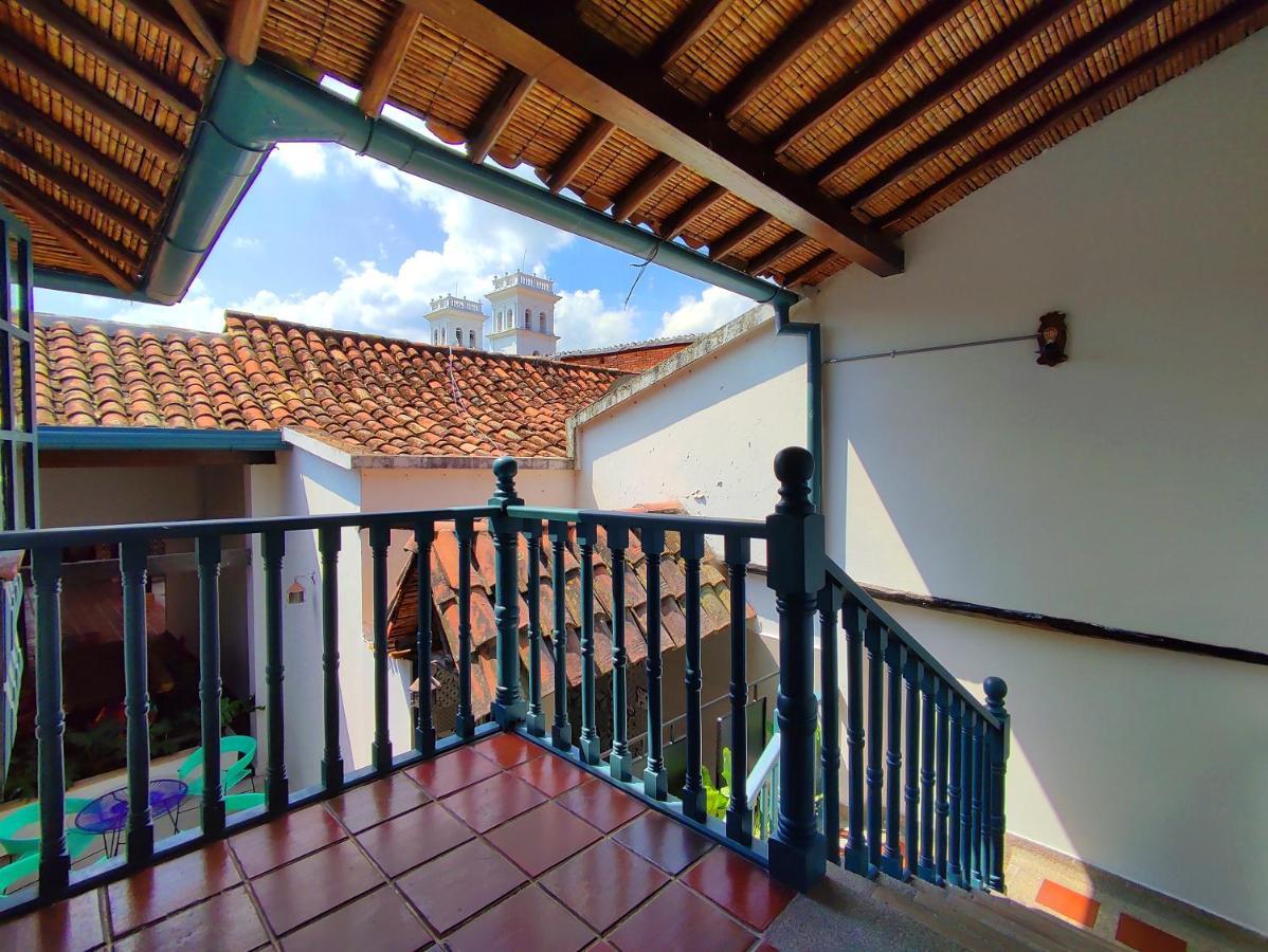 Trip Monkey Giron Hotel Exterior photo