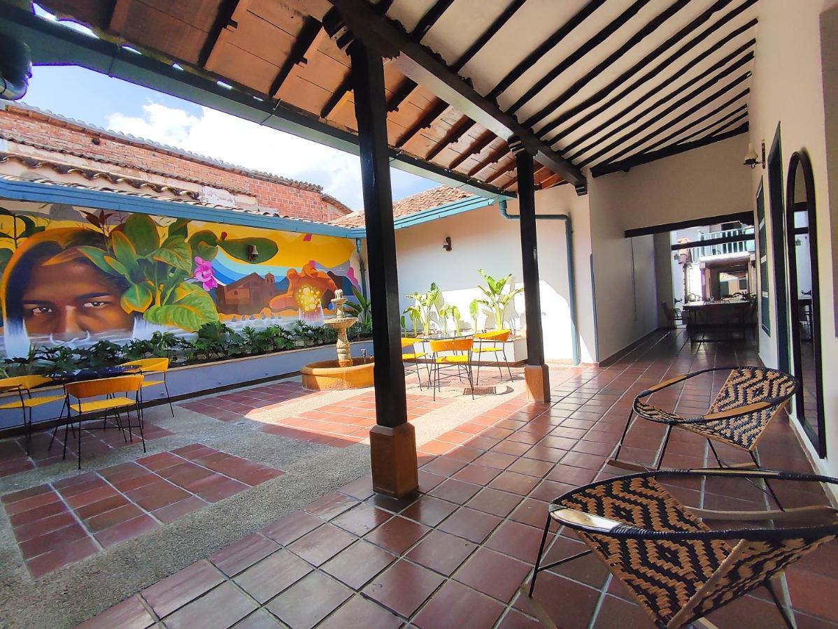 Trip Monkey Giron Hotel Exterior photo
