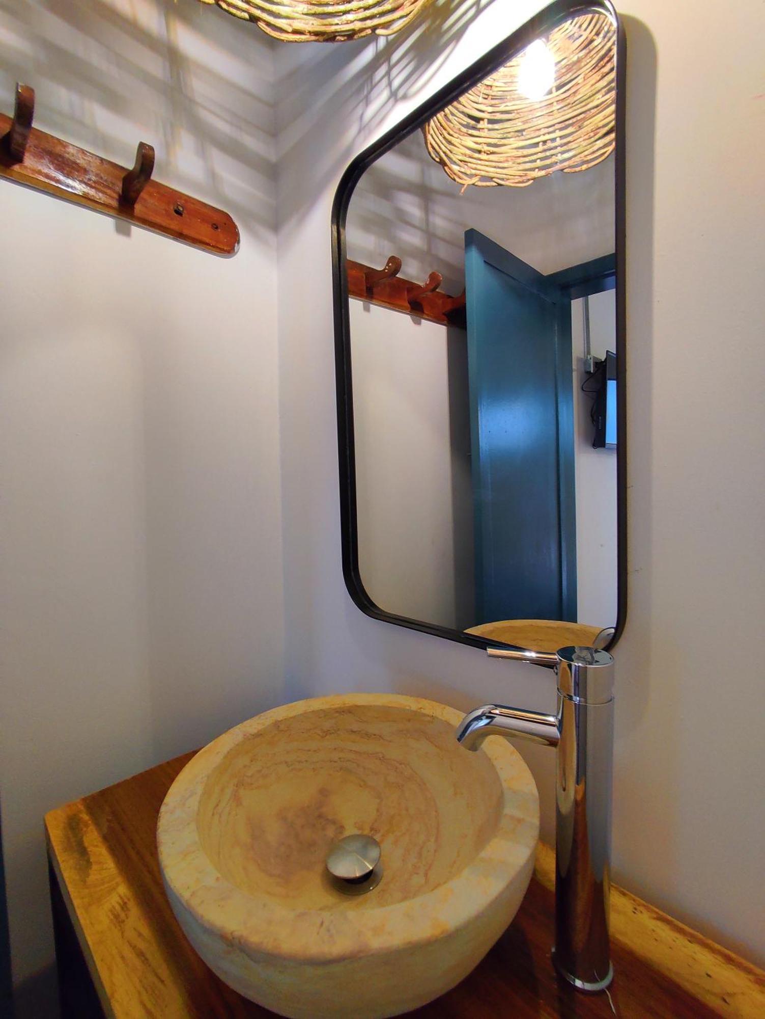 Trip Monkey Giron Hotel Room photo